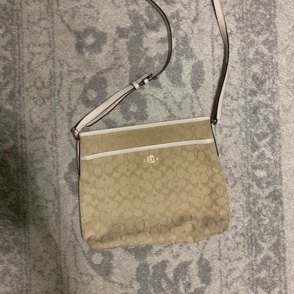 Larger size Coach Crossbody